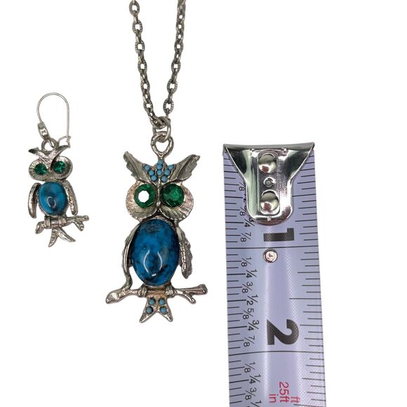 Vintage 70's Turquoise Green Silver Tone Owl Pendant Necklace and Earring Set - Picture 5 of 7